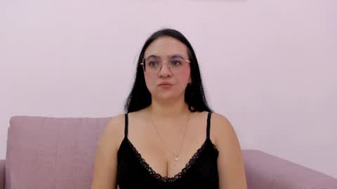luna_ferrer1 online show from July 28, 12:45 pm