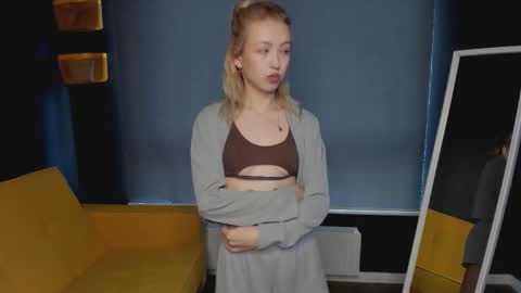 Elizabeth online show from January 18, 7:59 am