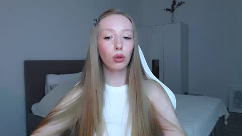 Luna online show from October 23, 8:48 pm