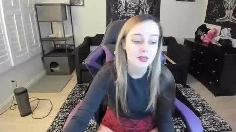 Luna online show from January 5, 10:13 pm