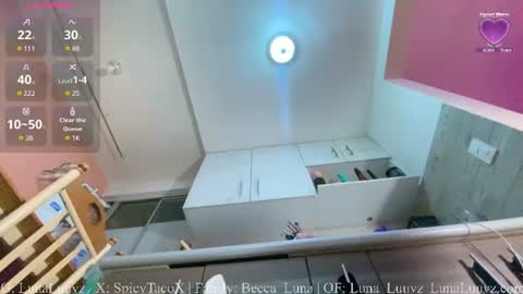 Luna Luuvz online show from July 5, 4:51 am