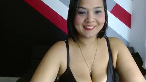 Luna  online show from November 23, 6:20 pm