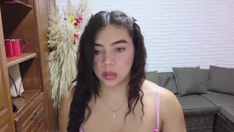 luna_rousse26 online show from May 26, 1:43 pm