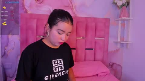 Luna  online show from September 28, 4:34 pm