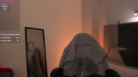 Luna online show from January 14, 1:05 pm