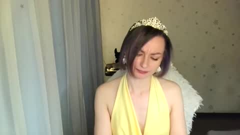 lunaa_bluee online show from May 8, 8:10 pm
