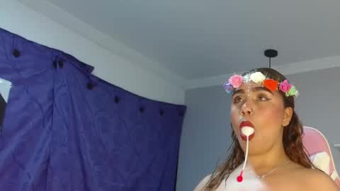 lunaaitana online show from October 21, 5:11 am