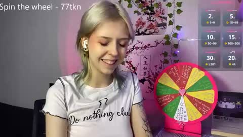 luna online show from May 30, 9:43 pm