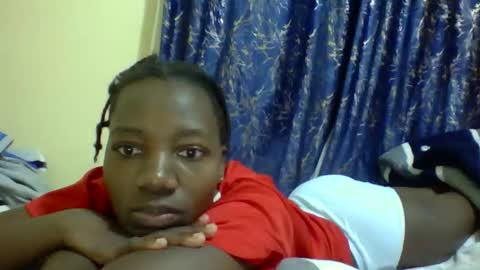 lunah_kitty online show from May 27, 4:09 am