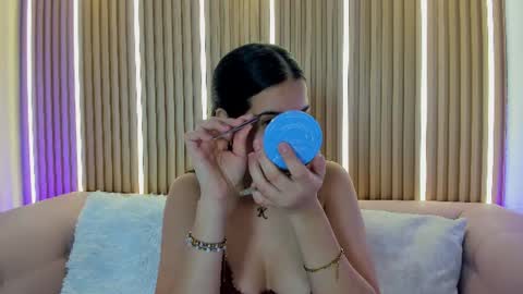 lunamillers_ online show from July 24, 4:32 am