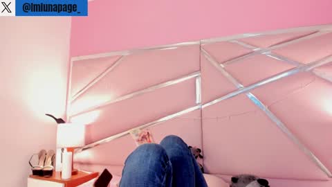 Snapshot of lunapagee chatting on February 26, 2:27 pm Luna Page online show from February 26, 2:27 pm