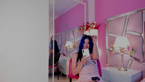 Snapshot of lunapagee chatting on September 8, 8:30 pm Luna Page online show from September 8, 8:30 pm