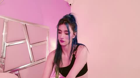 Snapshot of lunapagee chatting on October 2, 9:09 pm Luna Page online show from October 2, 9:09 pm