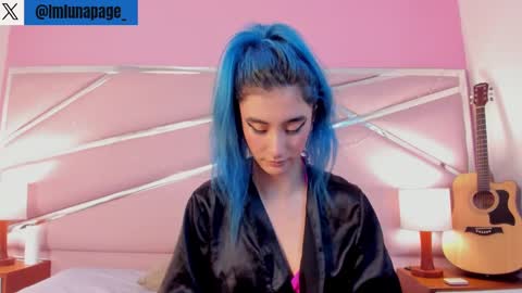 Snapshot of lunapagee chatting on March 4, 2:21 pm Luna Page online show from March 4, 2:21 pm
