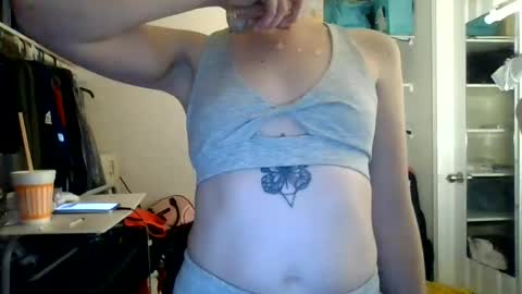 lunapixie2020 online show from June 11, 6:32 am