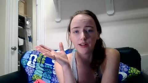 lunapixie2020 online show from July 24, 4:54 am