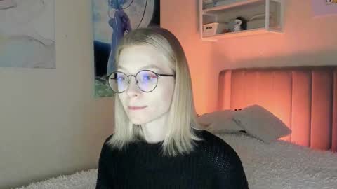 Sofia online show from November 8, 2:33 pm