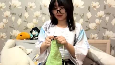 Snapshot of lunaraus chatting on October 12, 7:27 pm Yuna online show from October 12, 7:27 pm