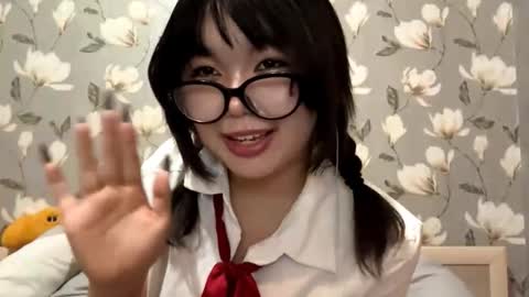 Snapshot of lunaraus chatting on October 17, 8:23 pm Yuna online show from October 17, 8:23 pm