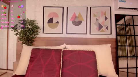 Luna Ruso  online show from January 11, 8:14 pm