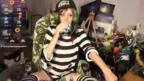 ..LunaSparkles. online show from October 8, 4:50 am