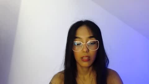 Luna   online show from July 17, 5:01 am