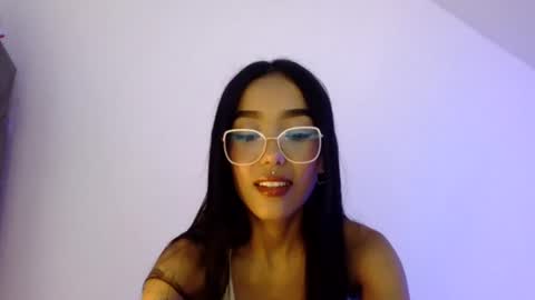 Luna   online show from July 16, 4:50 am