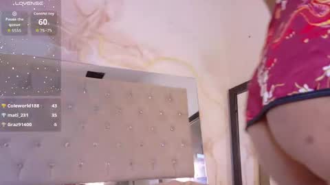 lunna__tylor online show from June 6, 3:13 am