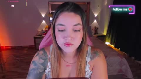 LUNA ROSE online show from January 18, 4:20 am