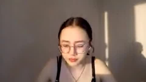 Roxie online show from March 18, 2:22 pm