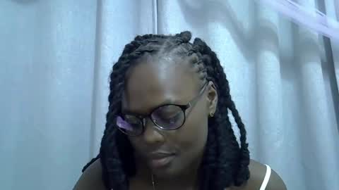 Snapshot of lupitah_ chatting on September 29, 10:26 pm sweet girl online show from September 29, 10:26 pm