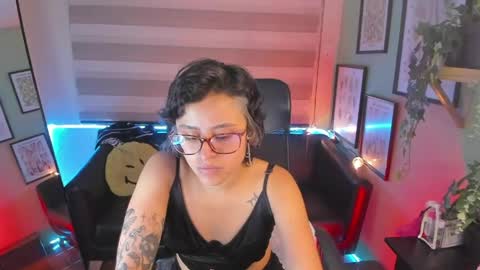 Luci   online show from May 27, 12:24 pm