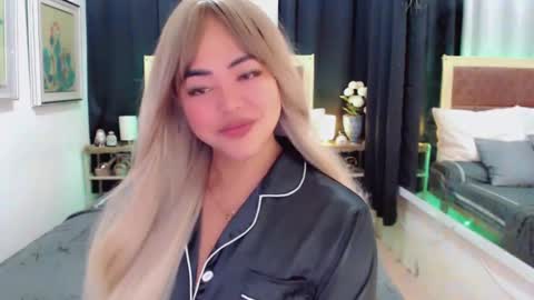 Trina online show from February 8, 4:47 am