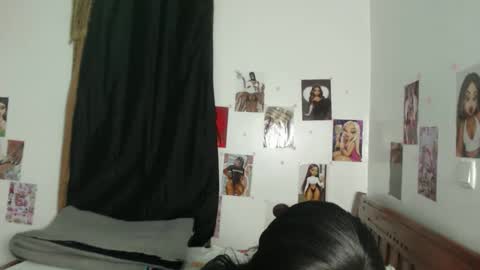 lusty_lana online show from May 25, 1:26 am