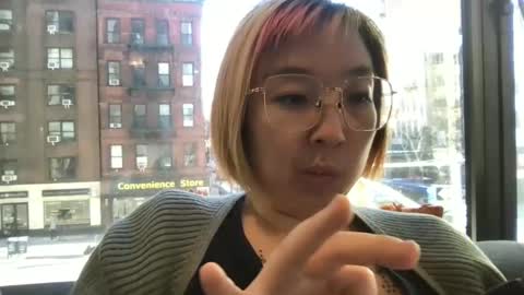 Snapshot of luxgray chatting on January 7, 7:17 pm LuxGray online show from January 7, 7:17 pm