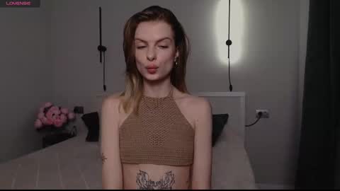 ly lydia online show from February 19, 3:50 am