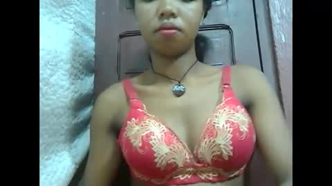 Snapshot of lydialarin chatting on March 10, 3:34 am Lydiah online show from March 10, 3:34 am