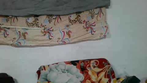 lydie856696 online show from July 28, 12:59 pm