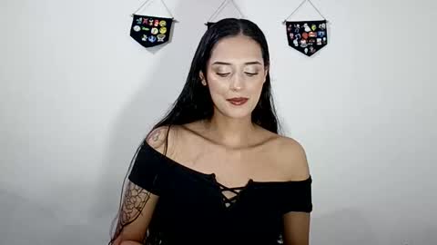 lyla online show from May 12, 3:48 am