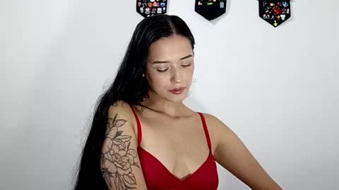 lyla online show from October 3, 3:44 am