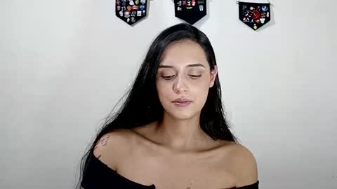 lyla online show from September 19, 1:59 am