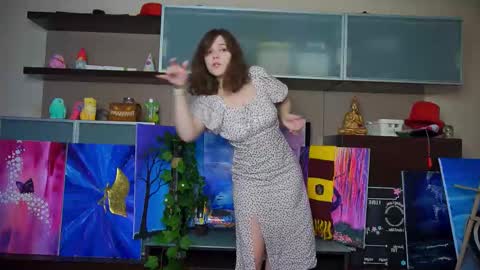 hi im Lyle online show from February 21, 3:34 am