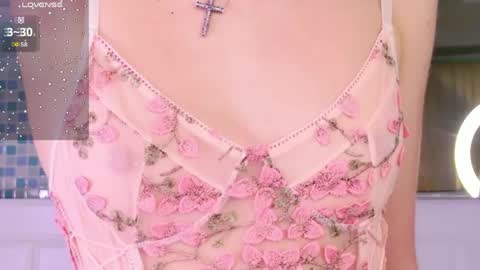 Lyly   online show from April 18, 7:22 am