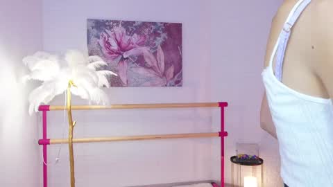Snapshot of lyly_loveyou chatting on January 14, 5:40 am Lyly online show from January 14, 5:40 am