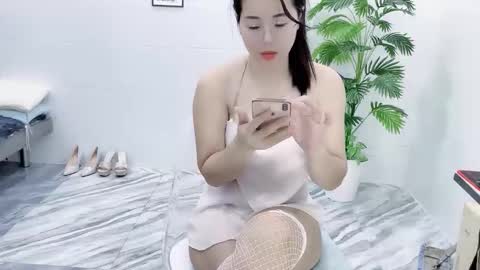 Snapshot of lyly_sweet97 chatting on September 22, 12:31 am lyly_sweet97 online show from September 22, 12:31 am