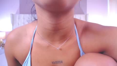 Snapshot of lyn_smith_ chatting on February 22, 11:24 am Lyn online show from February 22, 11:24 am