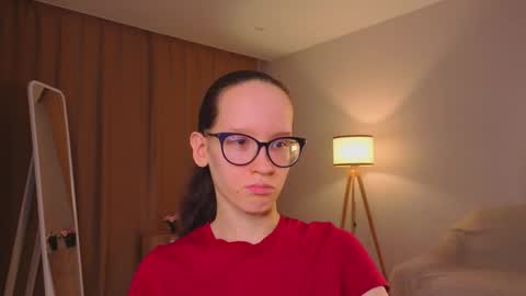 Sara online show from February 21, 4:19 pm