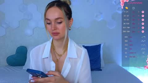 Lana online show from November 19, 2:44 am