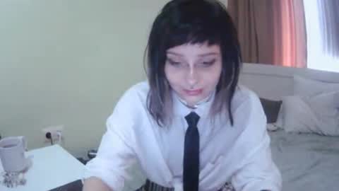 Snapshot of lynncottingham chatting on September 18, 10:14 am Kira online show from September 18, 10:14 am