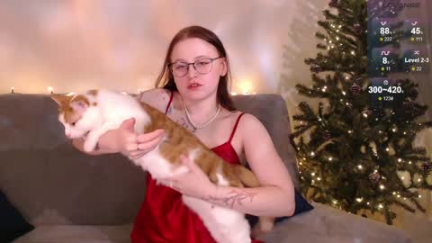 Snapshot of lynne_dawson chatting on December 25, 4:54 pm lynne_dawson online show from December 25, 4:54 pm